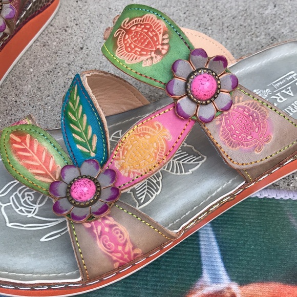 🐲💙 L’ARTISTE by Spring Step Pillow Grey Leather Sandal - Picture 3 of 14